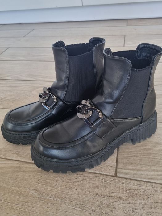 Чобітки демисезонні