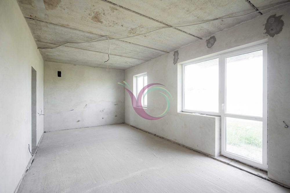 Таунхаус біля озера, в с. Гаразджа