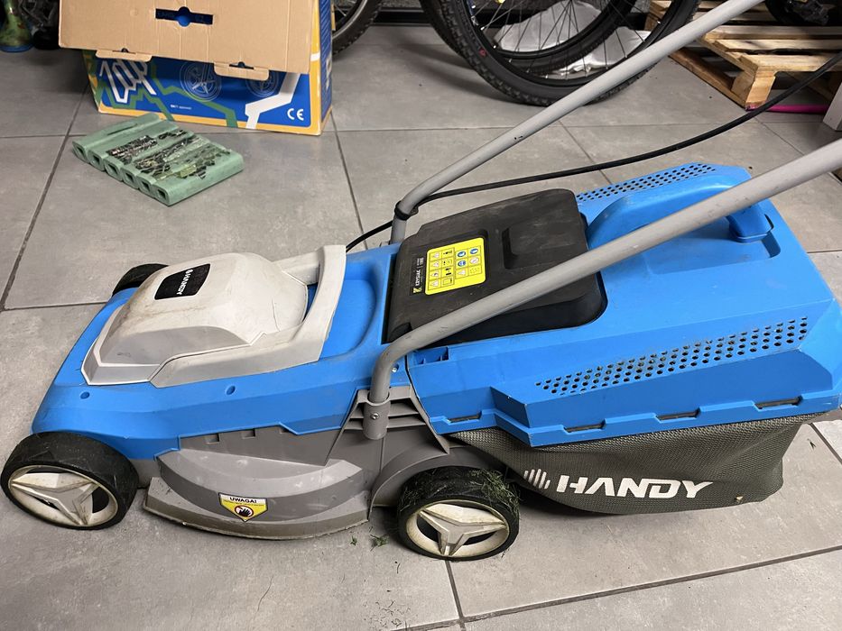 Kosiarka elektryczna HANDY YK1031 1000W – kompletna – 50 zł