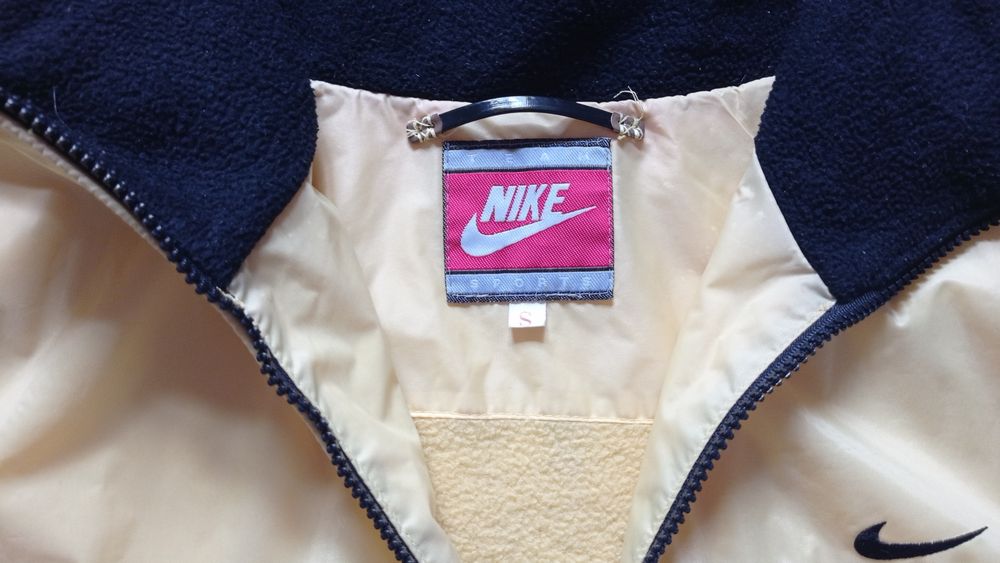 Bluza firmy Nike rozm .S - 40 zł