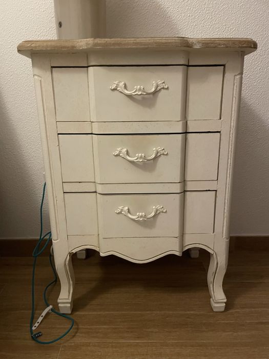 Mesa de cabeceira Viena da Loja do Gato Preto