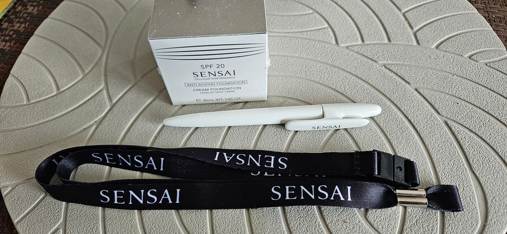 Podkład Sensai CF 20 Vanilla Beige