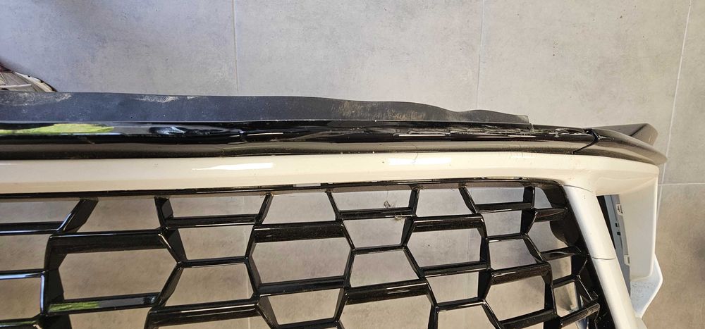zderzak audi r8 spyder 2023r oryginał