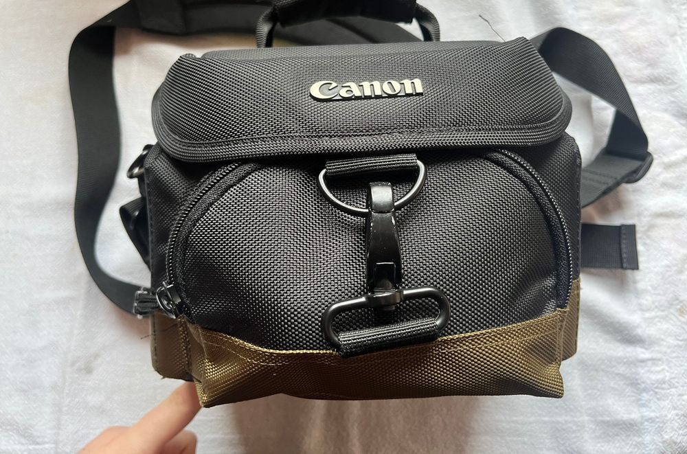 Canon 1200D + Bag + Acessórios