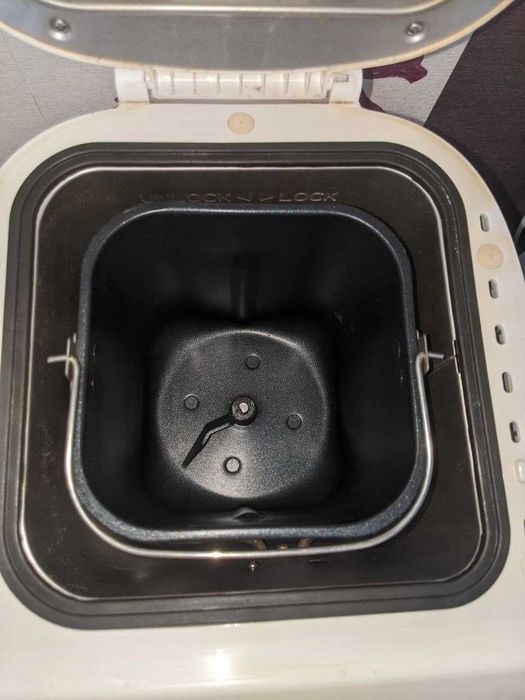 Хлібопіч Redmond RBM-1906