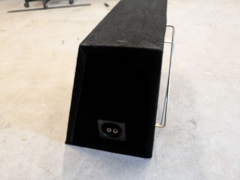 Subwoofer skrzynia Helix P10V