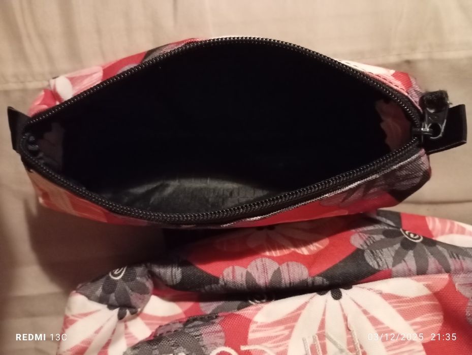 Mochila estampada com estojo
