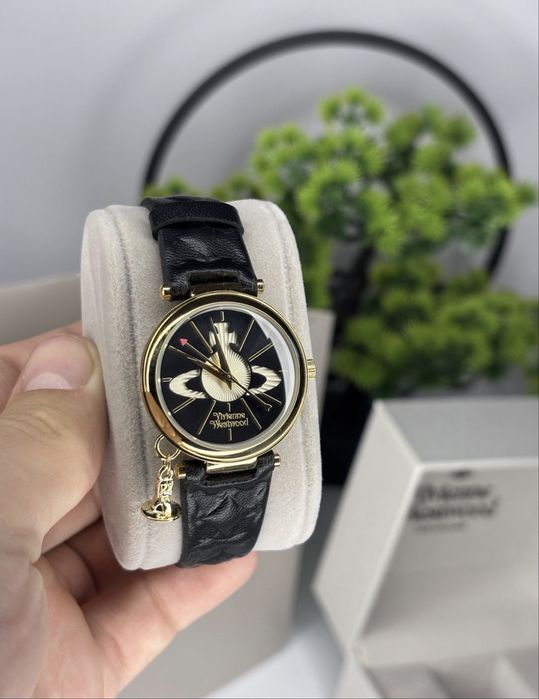 Годинник Vivienne Westwood