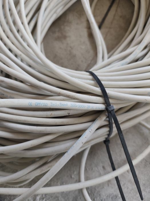 Kabel okragly 3x1,5 linka