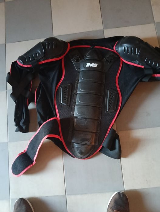 Equipamento de cross