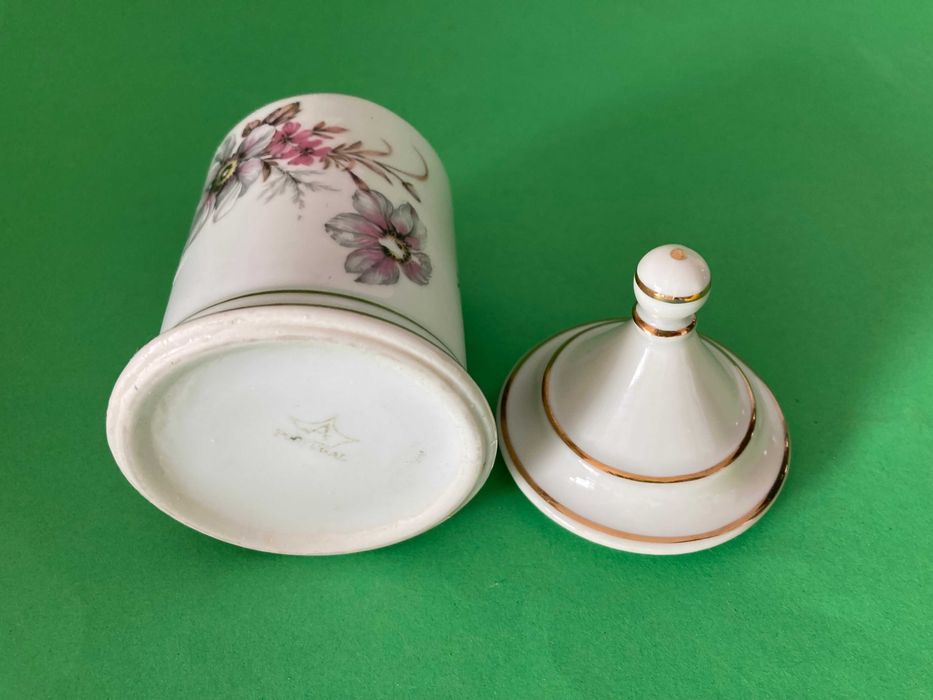 Pote em porcelana Antigo da Artibus