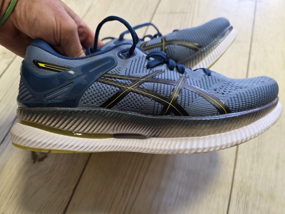 ASICS Meta Ride 42 do biegania