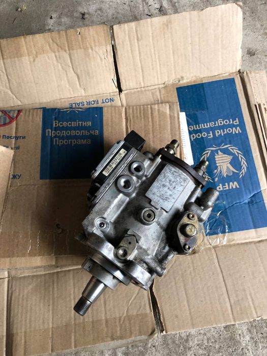 ТНВД на БМВ е 46,  2 литра дизель .