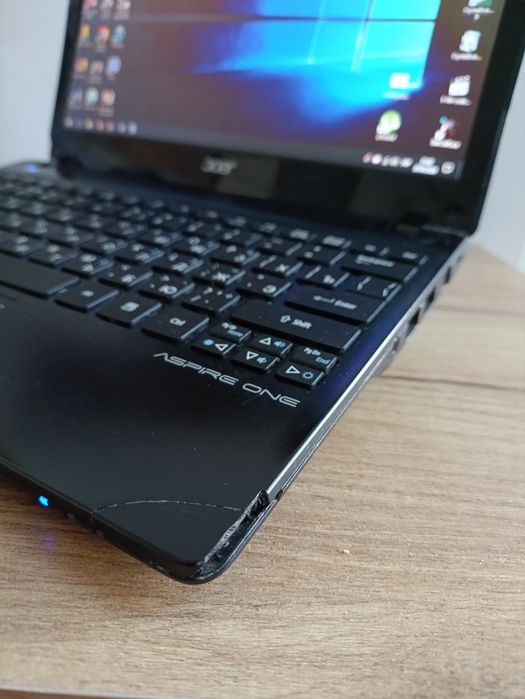 Ноутбук Acer aspire one 725