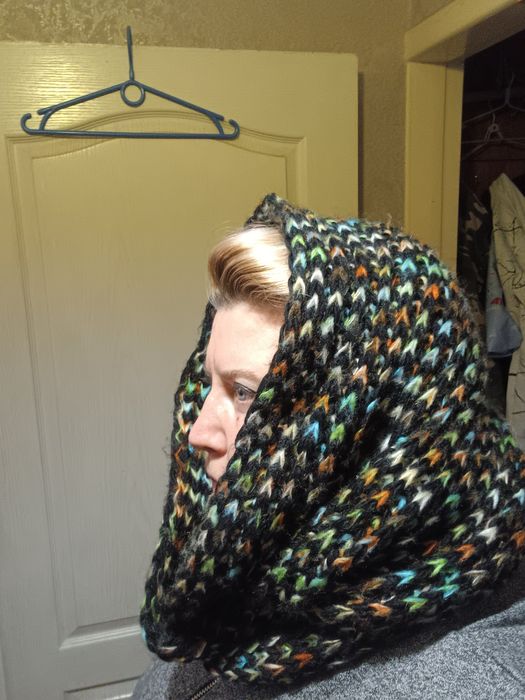 Снуд, шарф-хомут