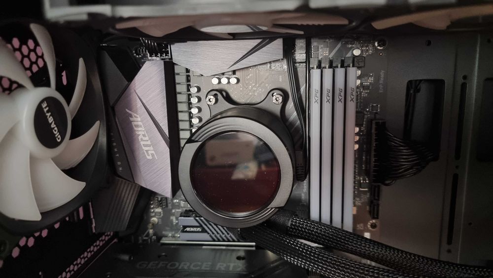 Komputer MAD DOG PBG AORUS301-A02WR32