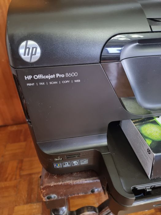 Vendo Impressora HP 8600 PRO Wi-Fi e cabo de rede.
