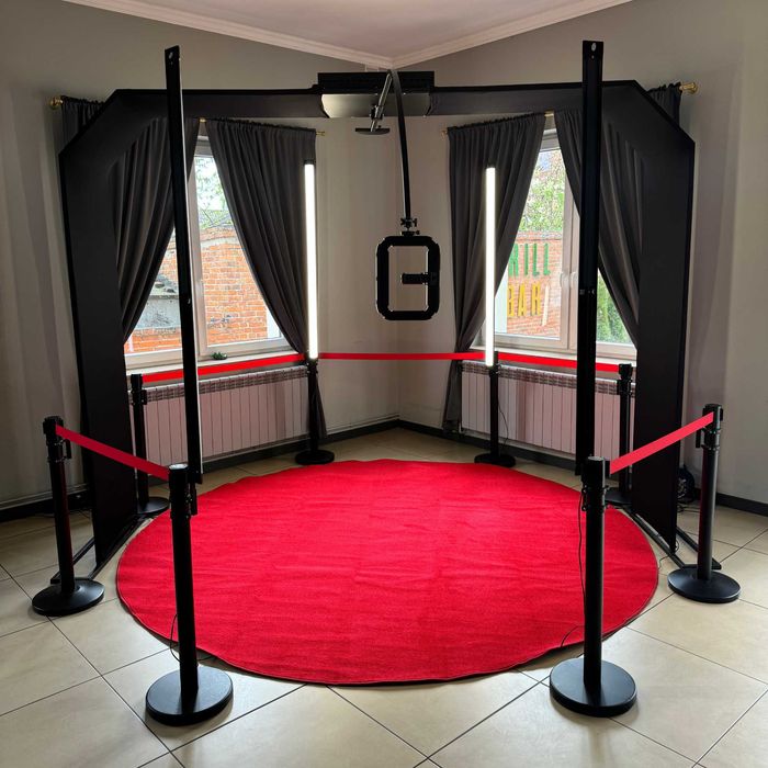 Biały miś / Fotobudka 360 / Fotolustro / Ciężki dym / Wiatraki iskier