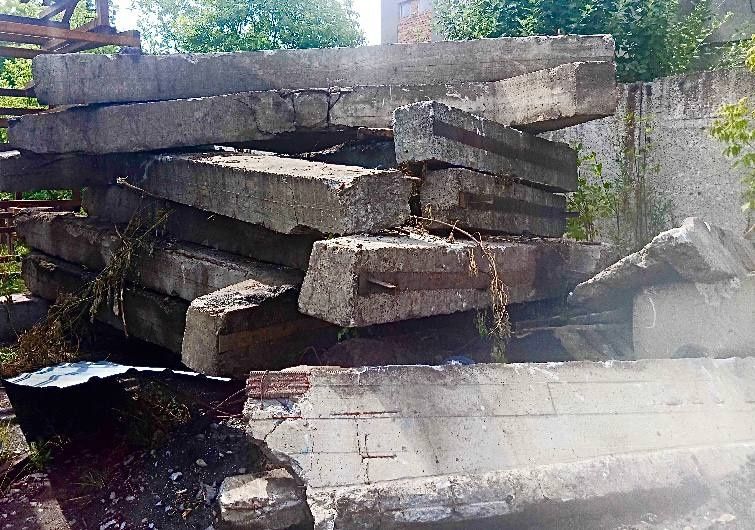 Бетонные блоки столбы армированные