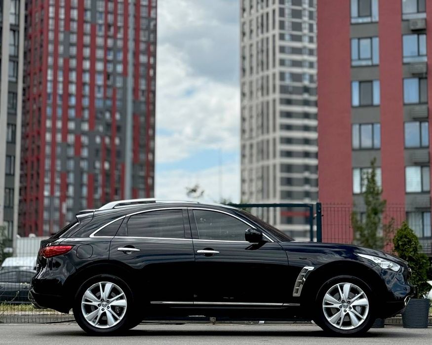 Продаж Infiniti FX 30d