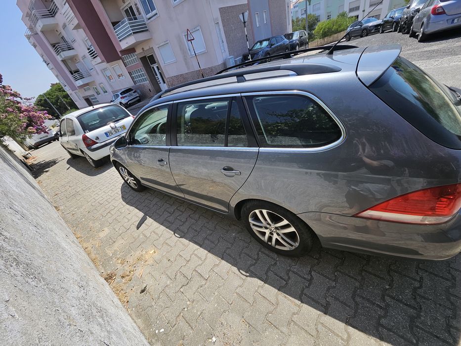 Volkswagen Golf V Variant 1.9 TDI 105cv BlueMotion Negociável — photo 4