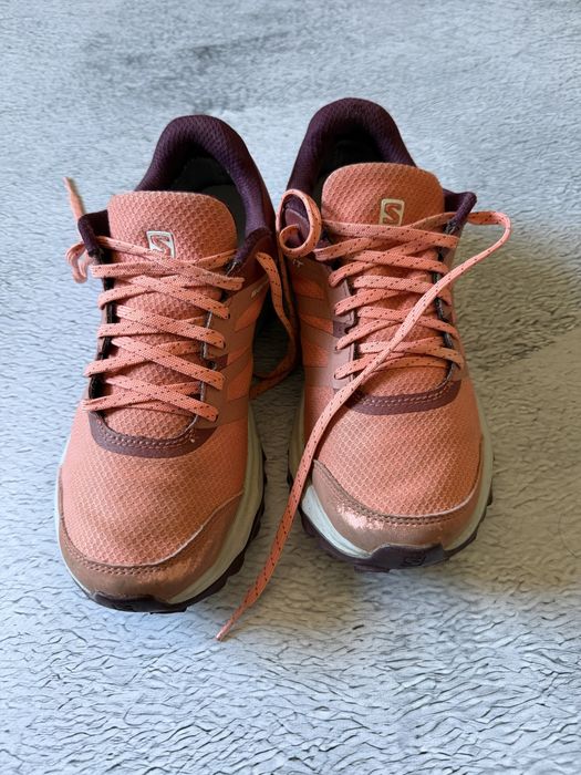 Трекінгові кросівки Salomon gore tex,  мембранні, 38 розмір