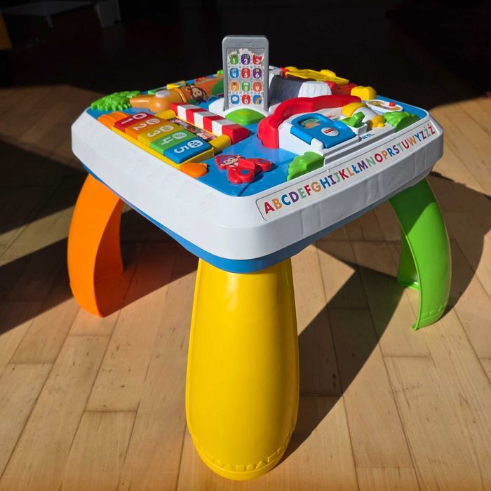 Stolik edukacyjny Fisher-Price stan doskonały