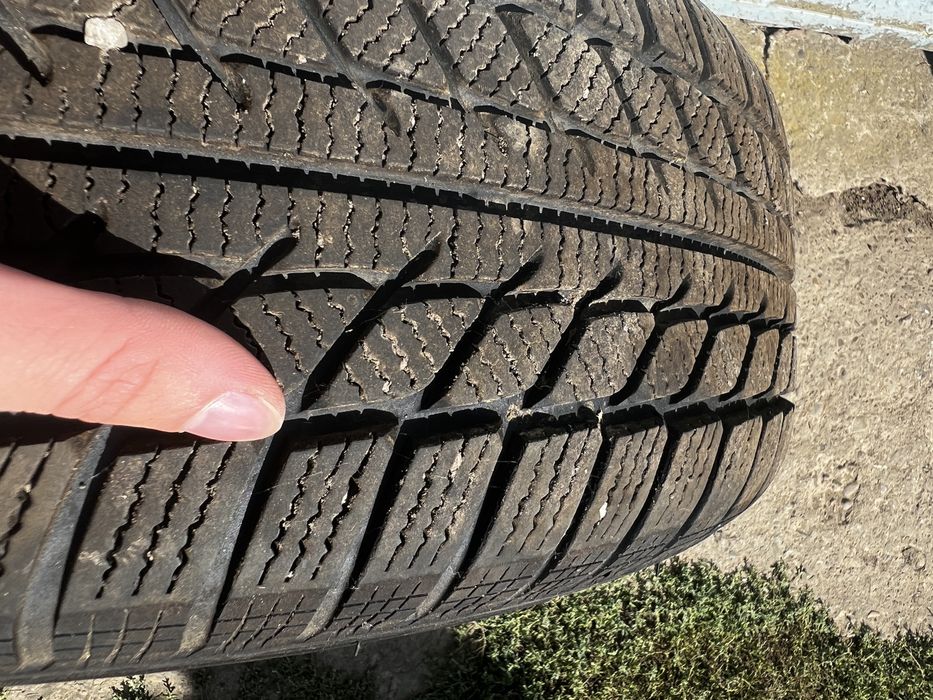 Диски BMW + зимова резина R16 205/55