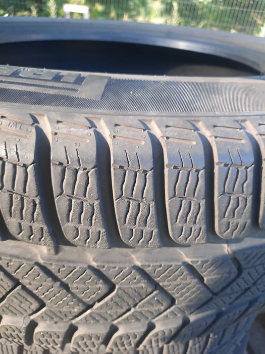 Pirelli sottozero 255/55 r18 (zimowe)