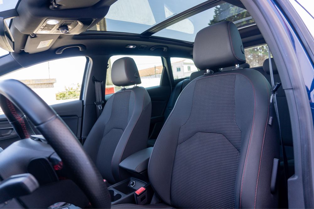SEAT Leon ST — fotografia 8