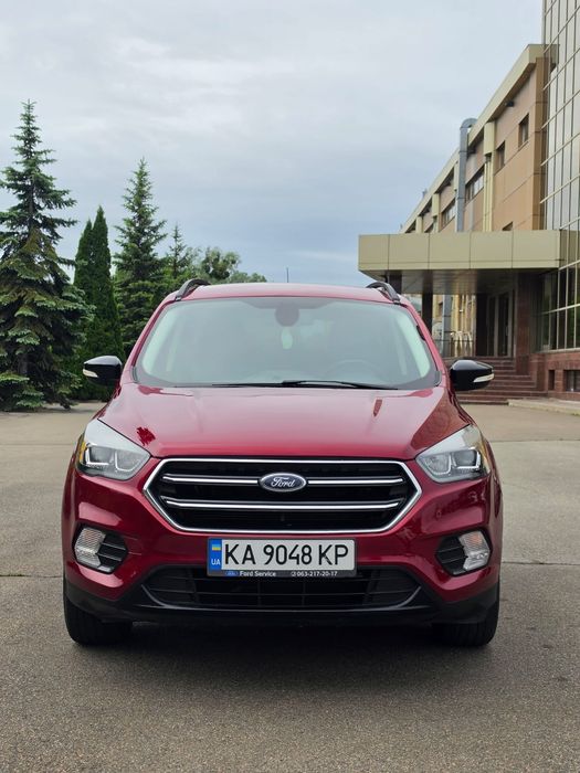 Ford Escape, 2017 р.в., повний привід Titanium: 522 054.90 грн