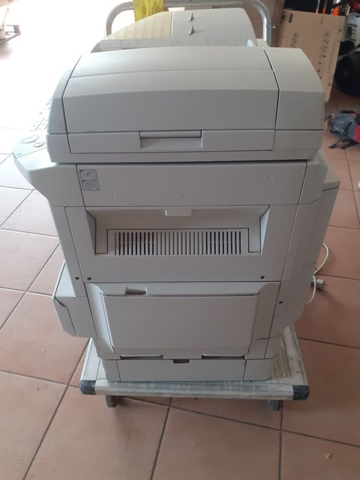 Vendo impressora a funcionar