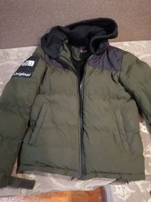Зимня куртка, розмір s