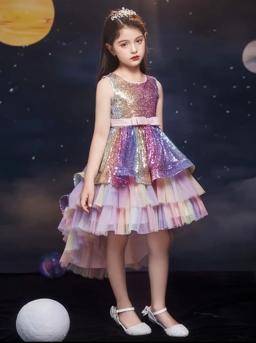 Дитяча шикарна кольорова рожева блискуча пишна сукня зі шлейфом 56789