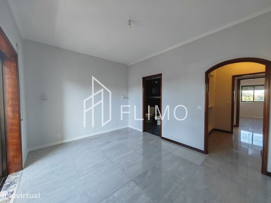 Apartamento T3 Paços de Brandão