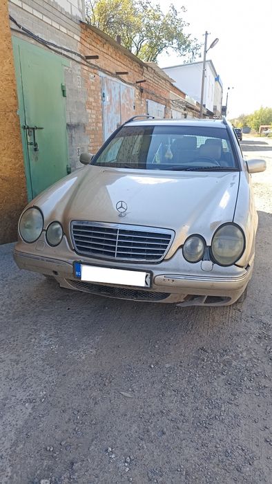 Продам Мерседес w210 на пружинах