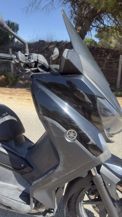 YAMAHA Xmax  125