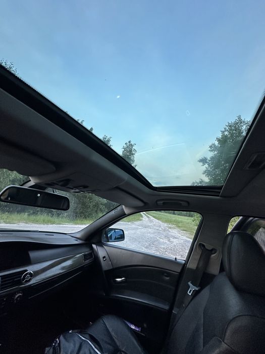 Авто BMW Е60 530XI