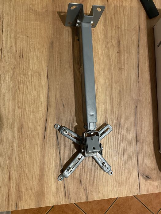 Projector VANKIO V630 + Suporte + Tela + Tv Stick Chiamos