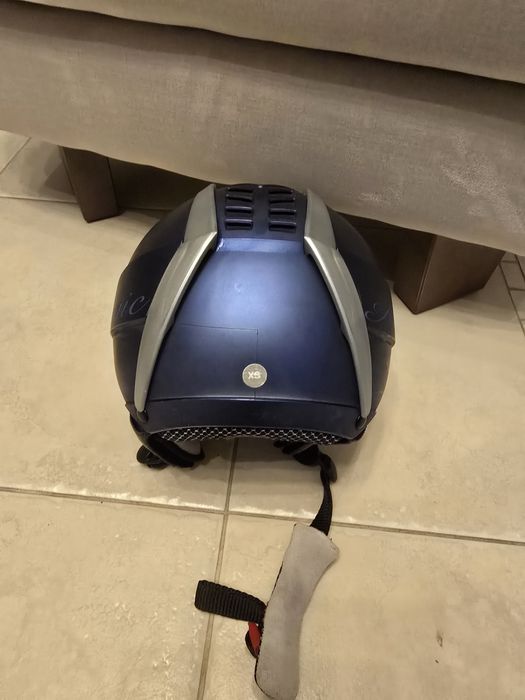 Kask narciarski Atomic