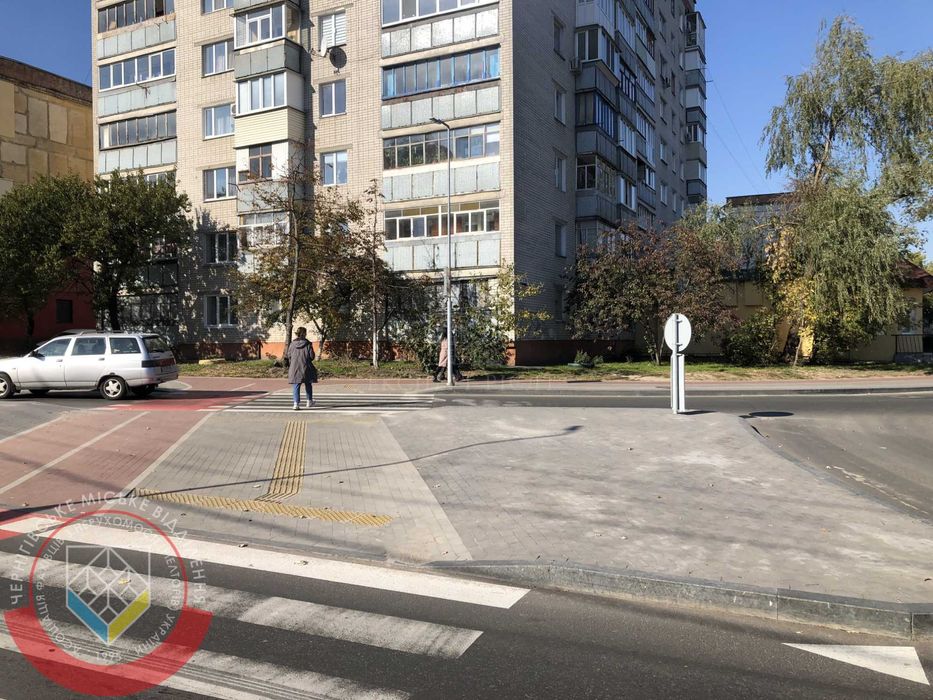 RLT V01 Продаж фасадного нежитлового приміщення, Льотна 17а