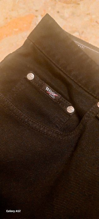 Продам винтажные джинсы фирмы WEST чорного цвета новые