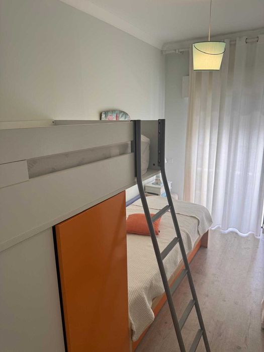 CONDOMÍNIO PRIVADO-PISCINA FRENTE PRAIA