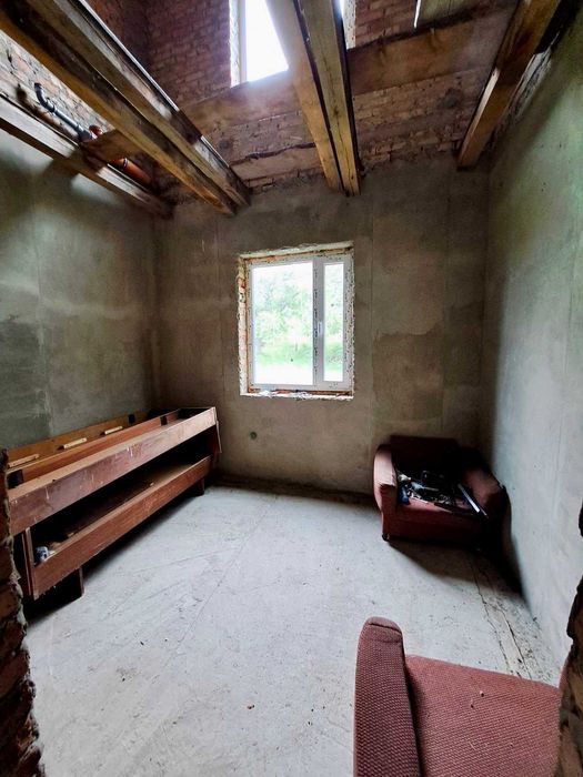 Терміновий продаж будинку в передмісті Луцька біля лісу!