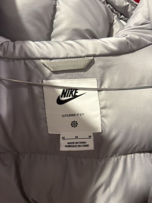 Куртка Пуховик Nike Storm- Fit Windrunner