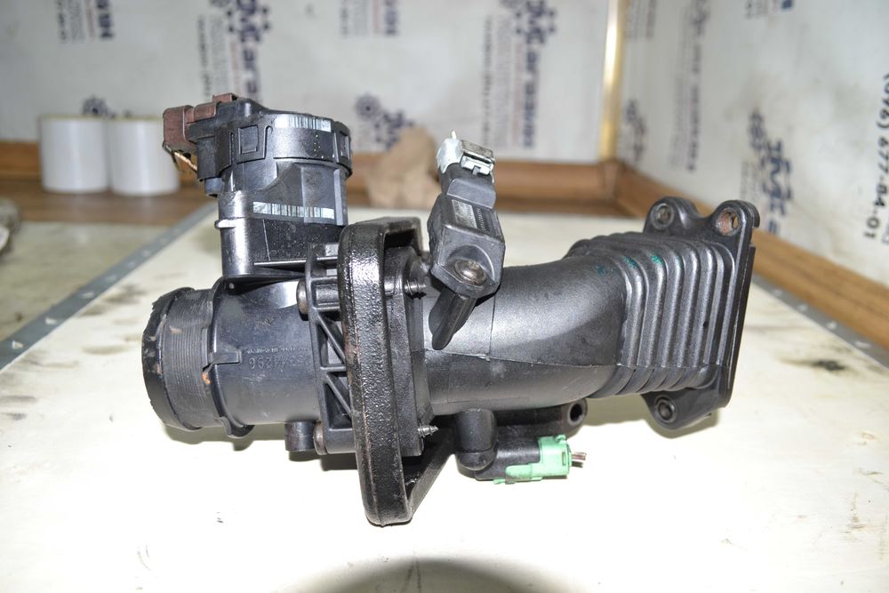 Дросельна заслінка Ford Focus 2 1.6tdci 2004-2011 9643836980