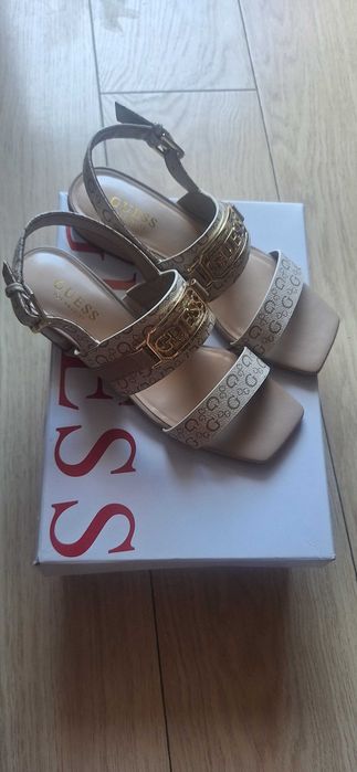 Guess sandały FLOA0SELL03