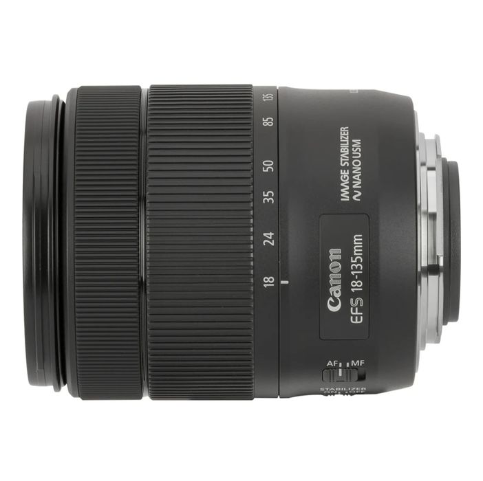 Canon EF-S 18-135mm f/3.5-5.6 IS USM nova em caixa com garantia