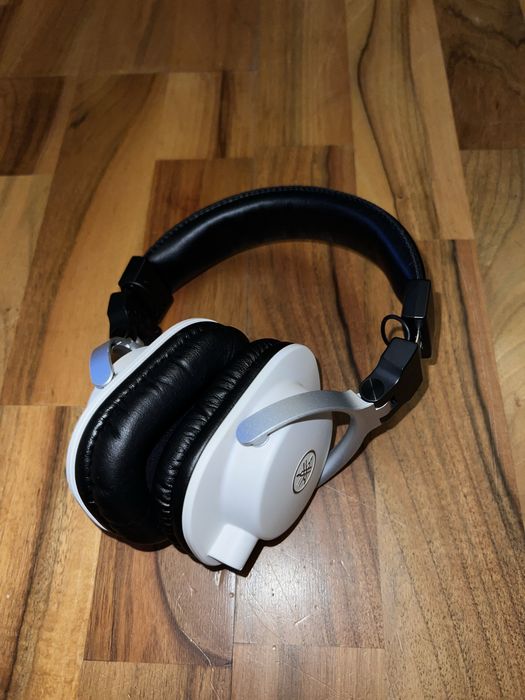 Yamaha HPH-MT5w Studio Monitor