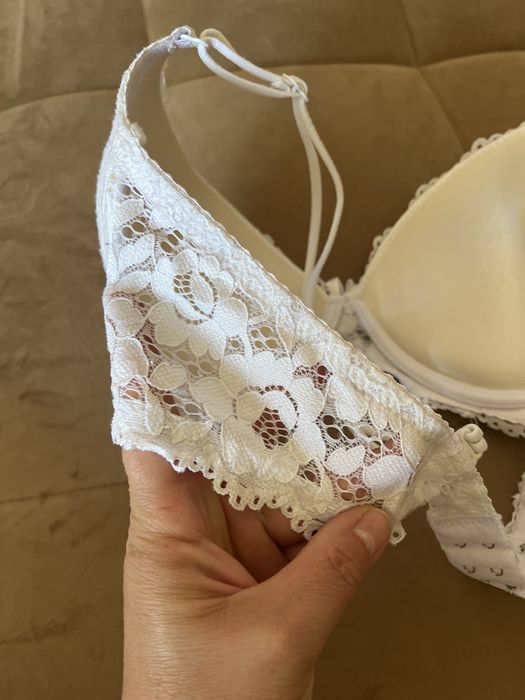 Biustonosz damski 85C